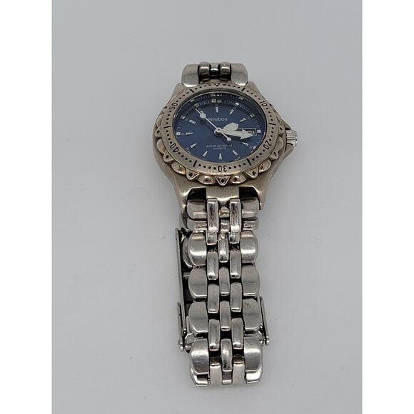 Armitron Quartz Diver Watch with Blue Dial - Water Resistant to 165ft - Picture 2 of 5